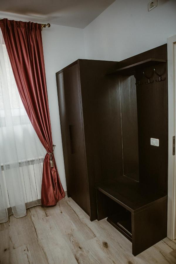Arini White House Apartment Sibiu Ngoại thất bức ảnh