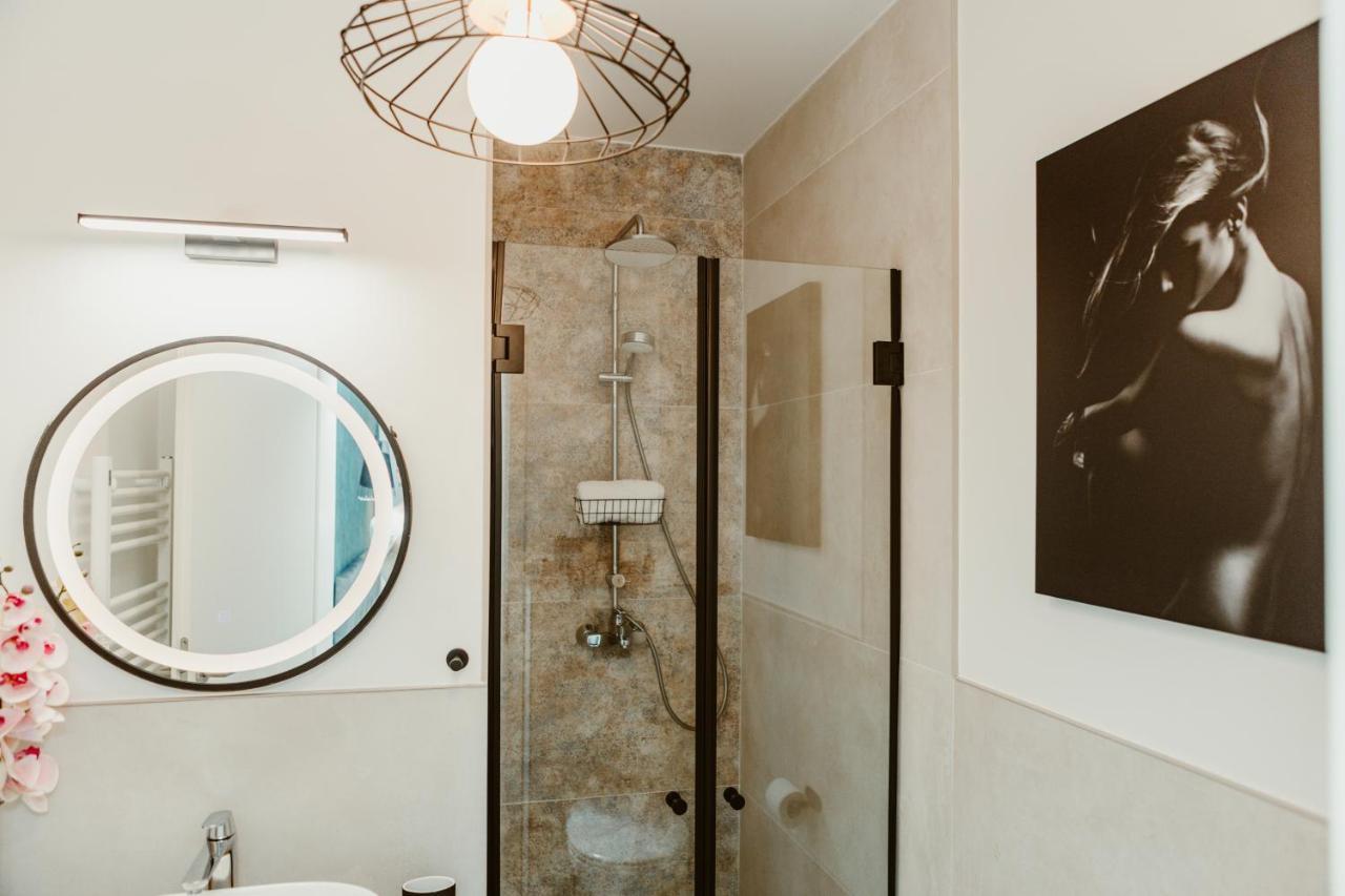 Arini White House Apartment Sibiu Ngoại thất bức ảnh