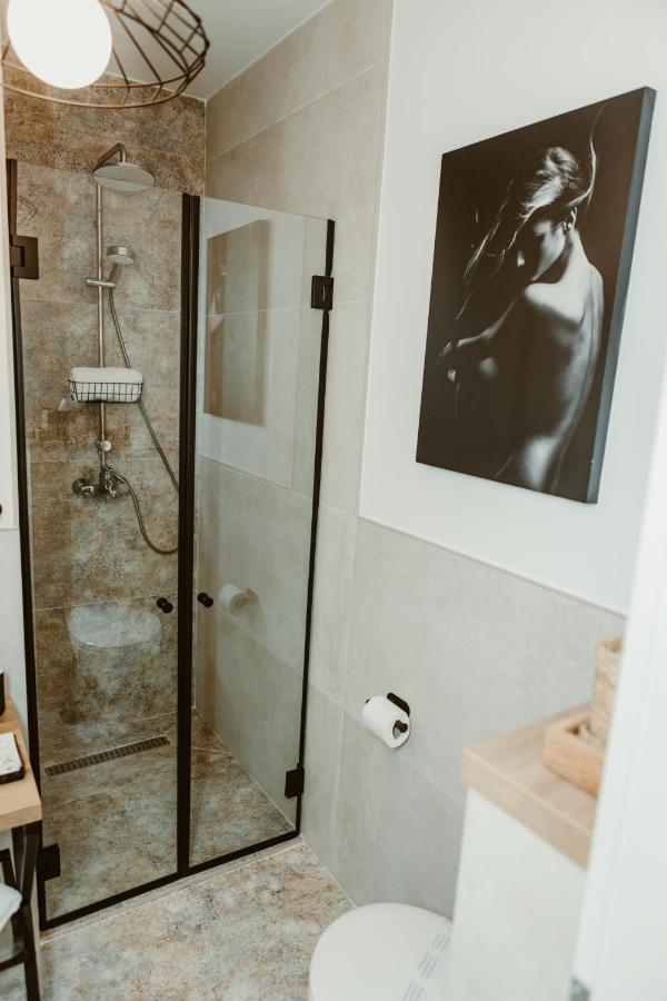 Arini White House Apartment Sibiu Ngoại thất bức ảnh