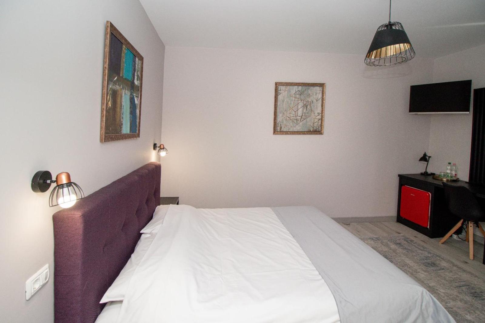 Arini White House Apartment Sibiu Ngoại thất bức ảnh