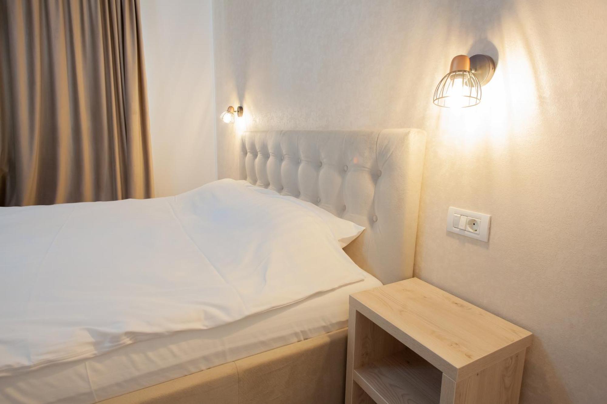 Arini White House Apartment Sibiu Ngoại thất bức ảnh